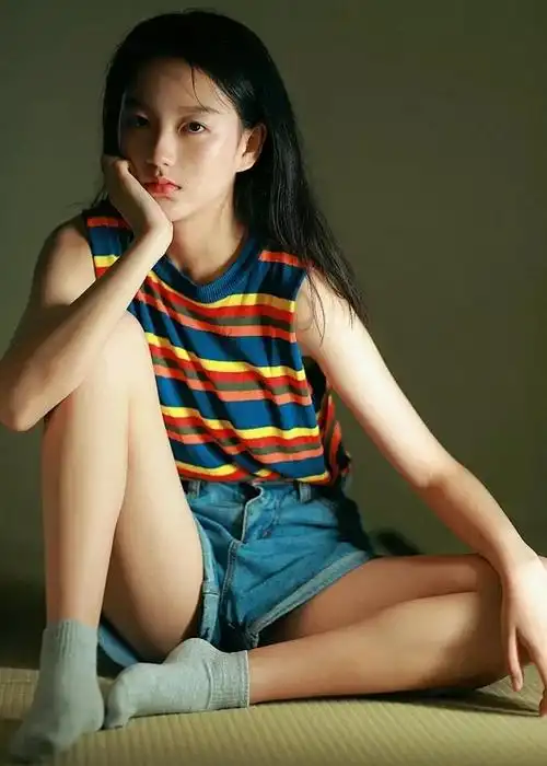 双生画框 剧照